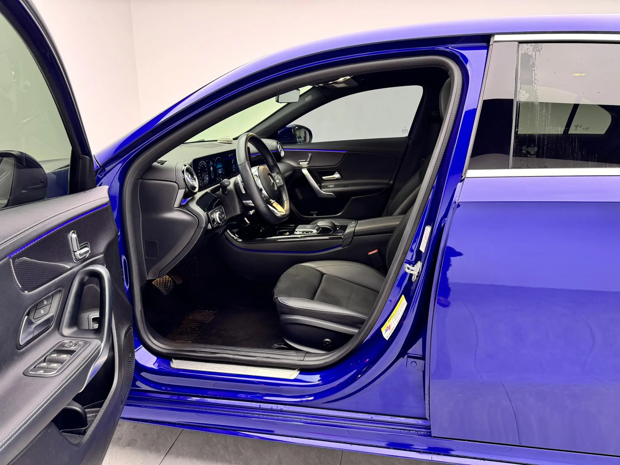 Mercedes-Benz Mercedes-Benz A-class A 200 L sports sedan