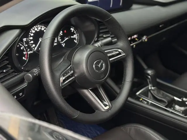 Mazda Mazda 3 Angkesaila 2.0L automatic quality elegant version
