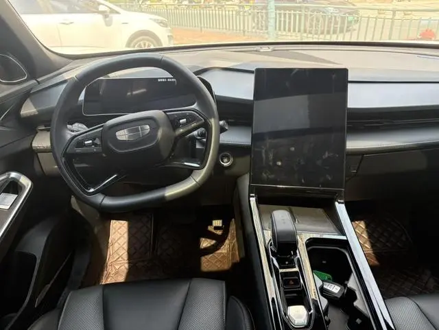 Geely Boyue 1.5TD Longteng Edition