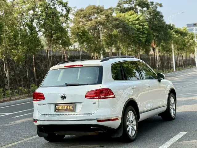 Volkswagen Touareg 3.0 TSI Yaoyue Edition