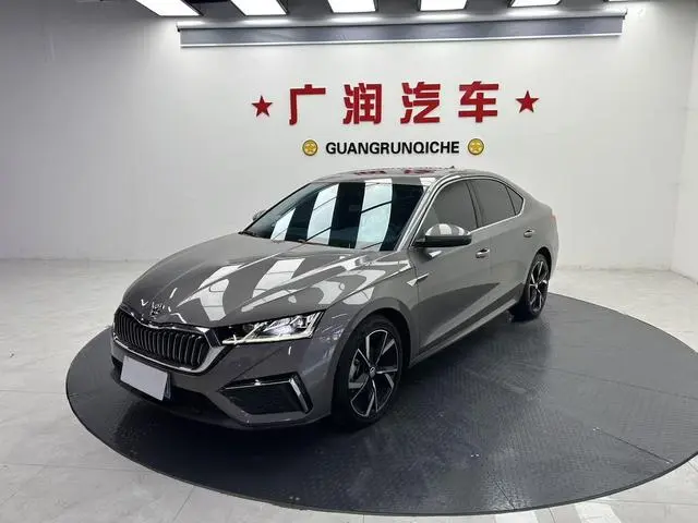 Skoda Octavia PRO ZI280 DSG Performance Edition