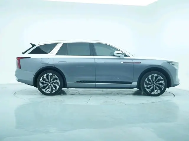 Hongqi Hongqi E-HS9 Facelift 660km flag collar version four-seater