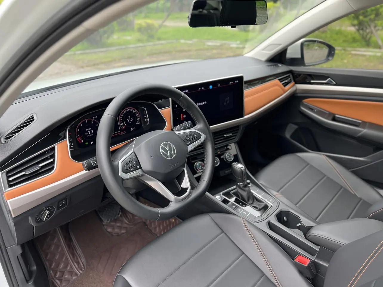 Volkswagen Bora 200TSI DSG Yuexing Edition