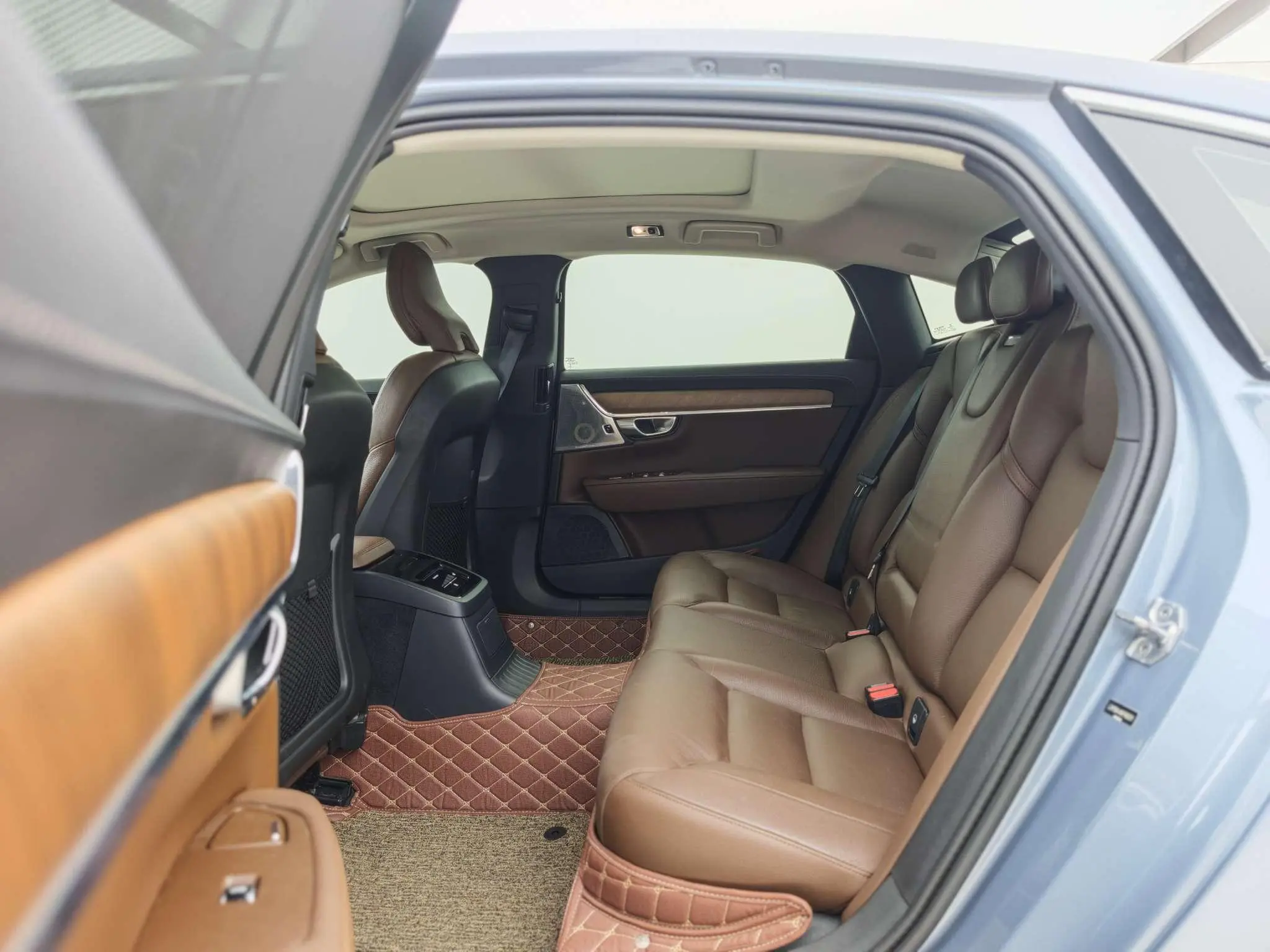 Volvo Volvo S90 PHEV T8 E-drive hybrid Zhiya Edition Country V