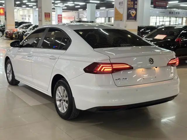 Volkswagen Bora 1.5L automatic fashion type