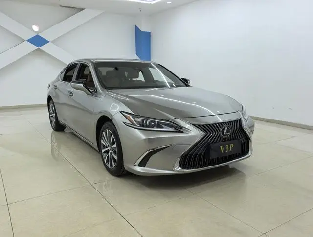 Lexus Lexus ES 200 Excellent Edition