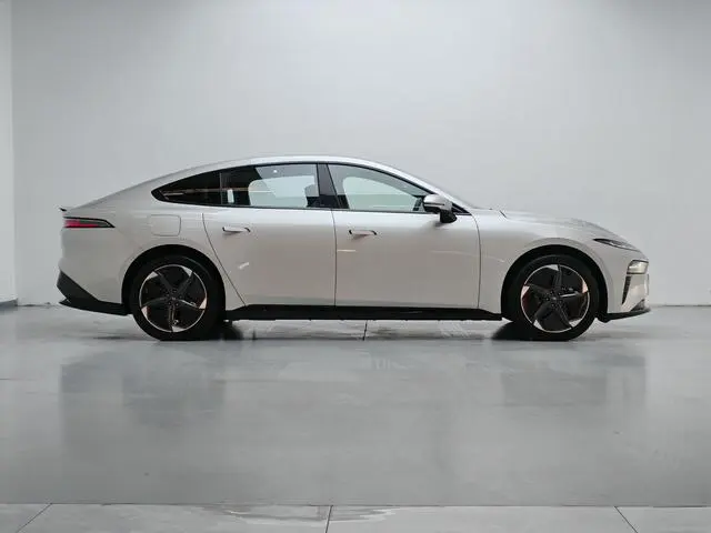Dongfeng eπ eπ007 Pure electric 530Pro version