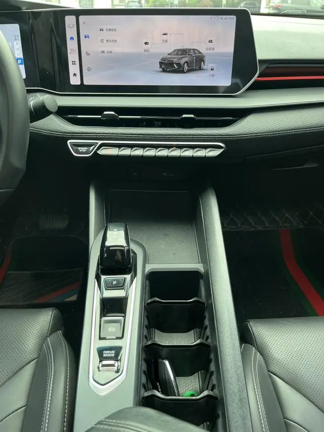 Geely Binrui Binrui COOL 1.5T DCT switch Version