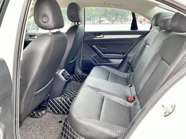 Volkswagen Lingdu 230TSI DSG Fashion Edition Country VI