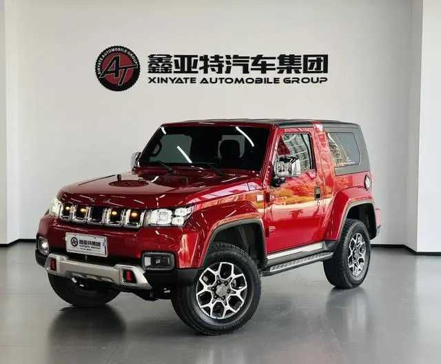 Beijing Beijing off-road BJ40 2.0T automatic four-wheel drive tribute to the 2020 version of the extreme type