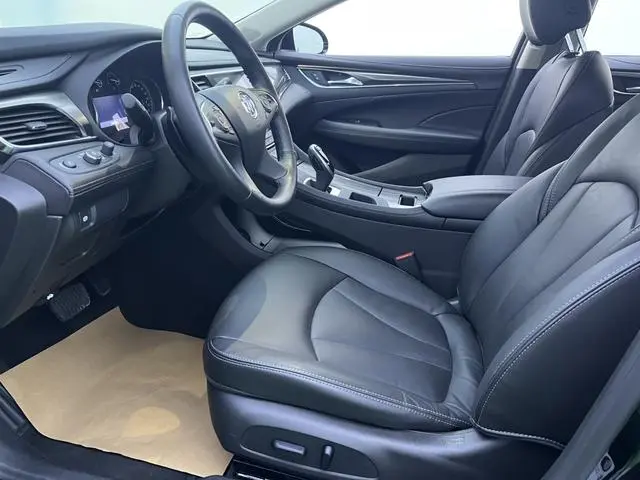 Buick Lacrosse 652T luxury