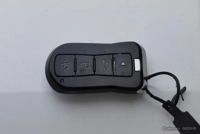 Haima Seahorse 8S 1.6T automatic dazzling version