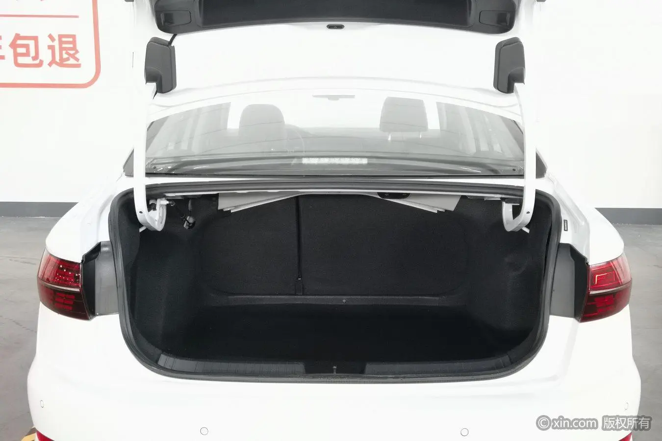 Volkswagen Sagitar 200TSI DSG Beyond Edition