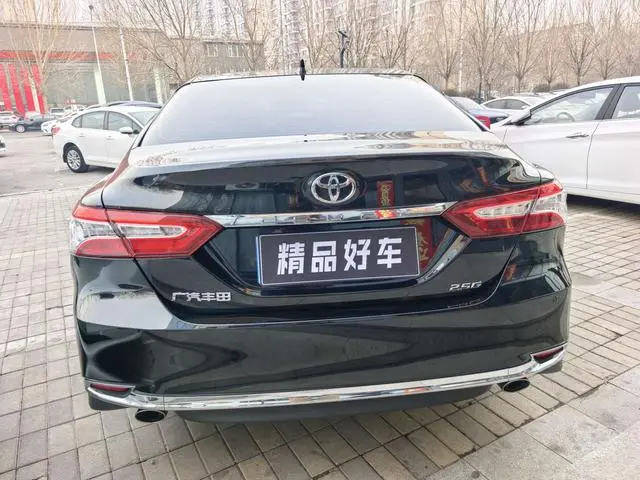TOYOTA Camry 2.5G Deluxe Edition