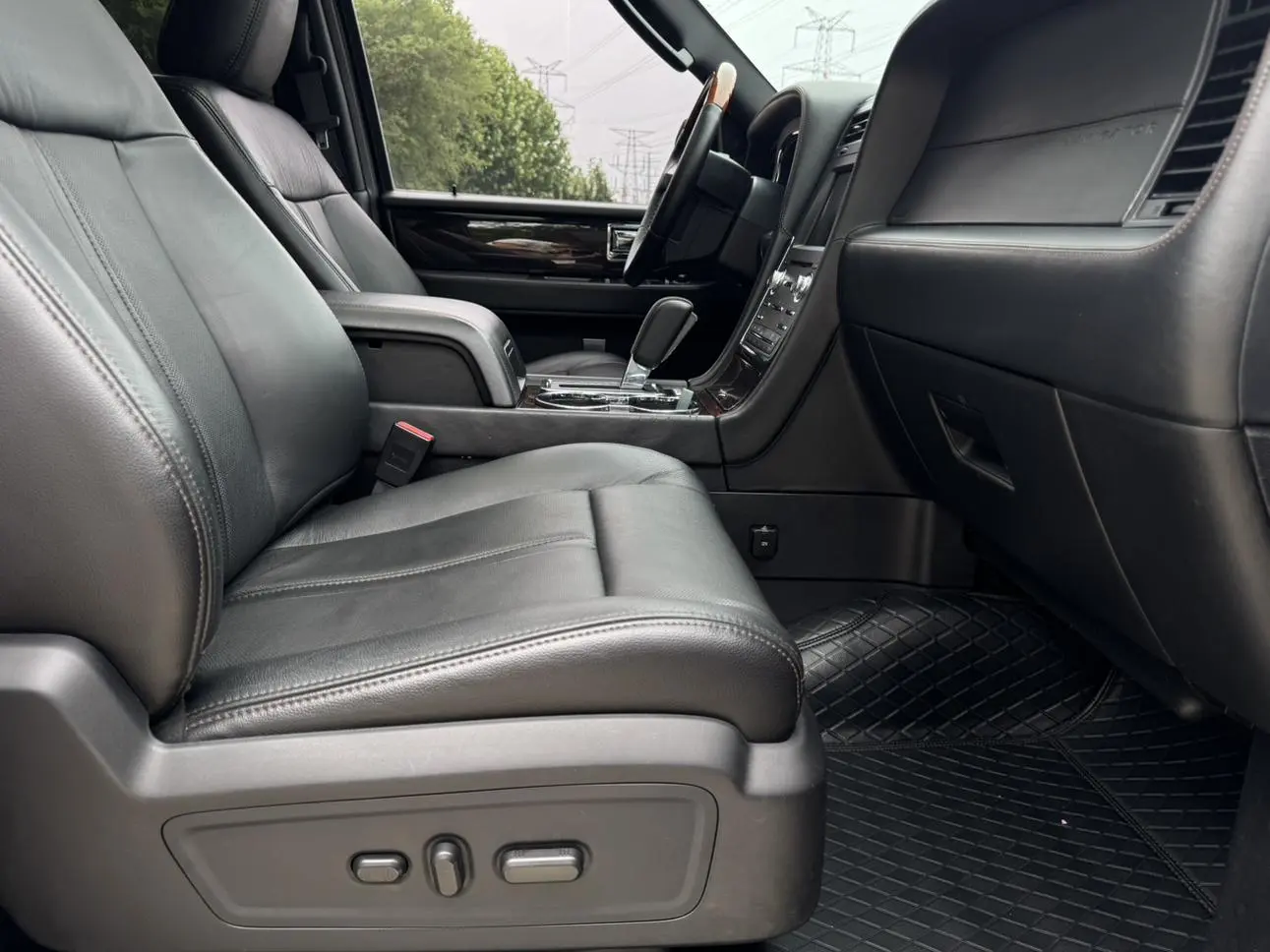Lincoln Navigator 3.5T AWD