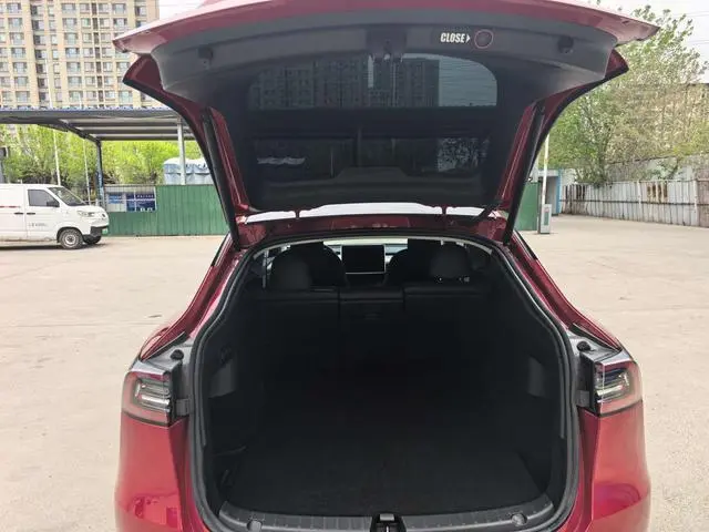 Tesla Model Y Facelifted rear-wheel drive version