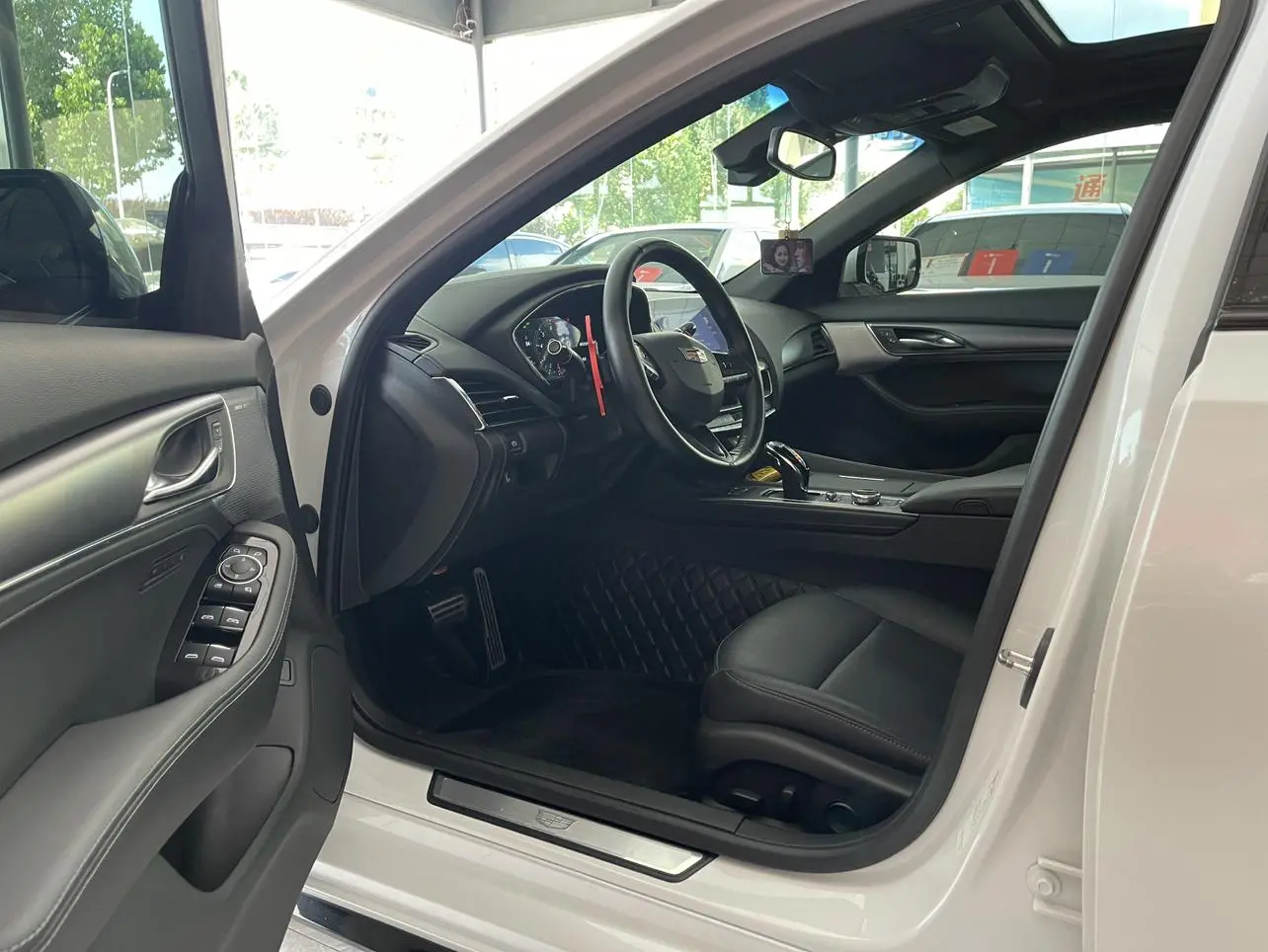 Cadillac Cadillac CT5 28T premium type