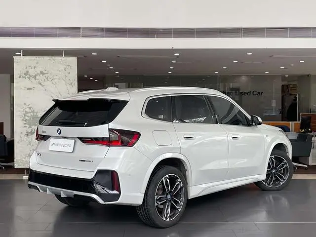 BMW BMW X1 sDrive25Li M sports suit