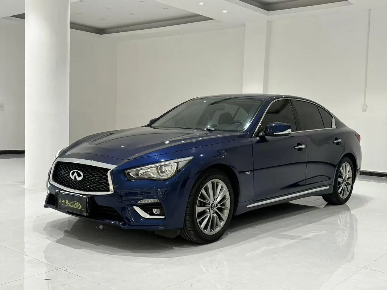 Infiniti Infiniti Q50L 2.0T Yixiang Edition Country VI