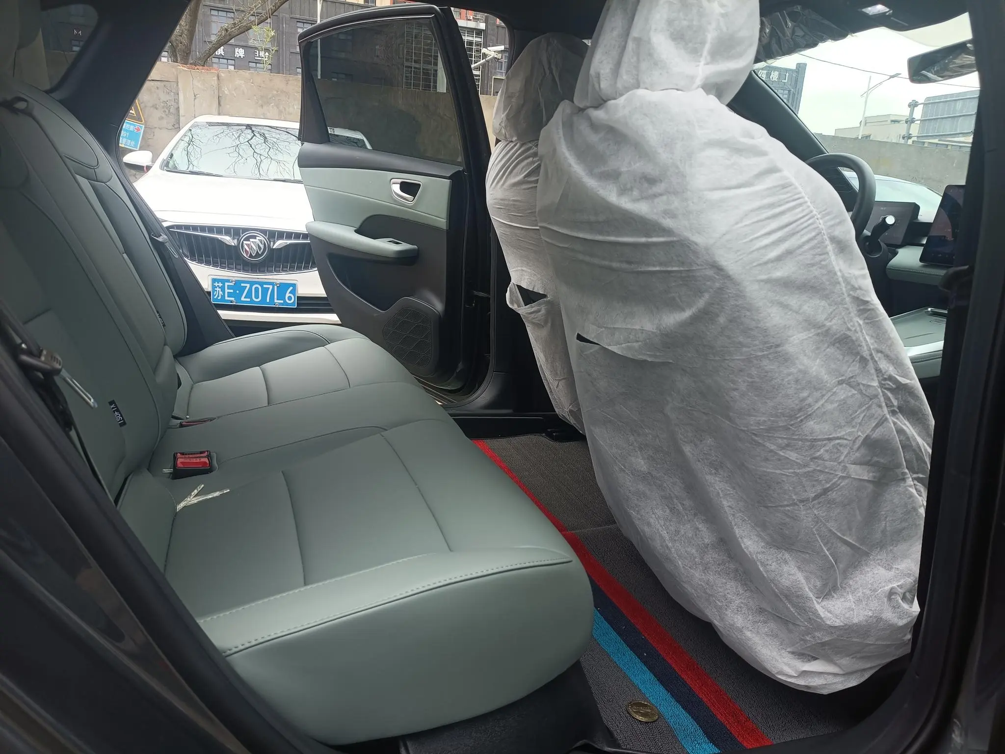 Roewe Roewe D6 520km Comfort Edition