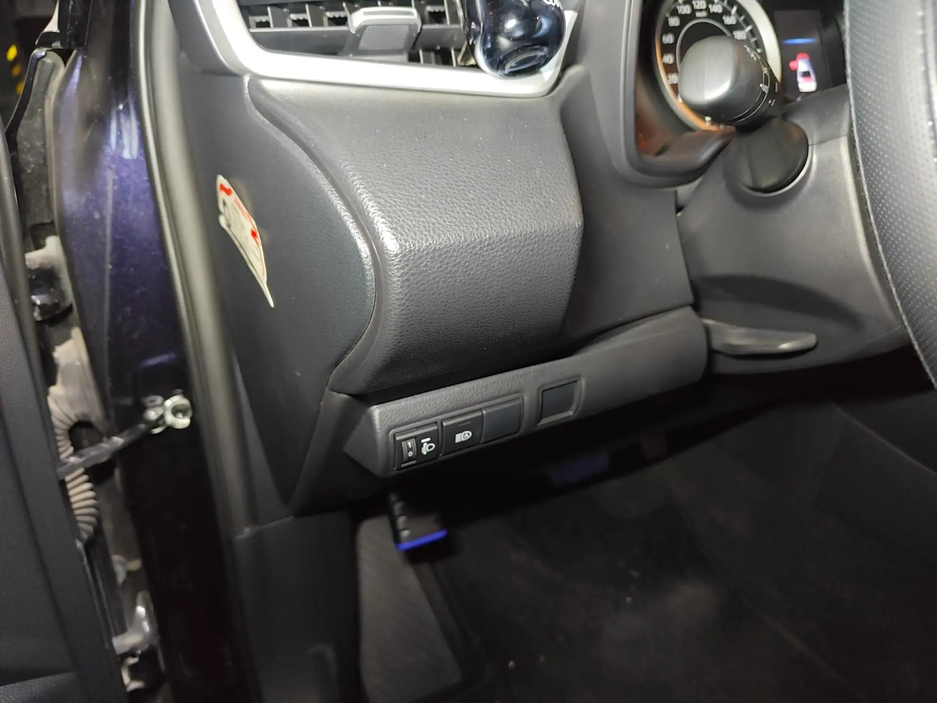 TOYOTA Asian lion 2.0L Deluxe Edition
