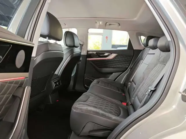 Hongqi Hongqi HS5 2.0T Zhilian Flag Enjoy Edition