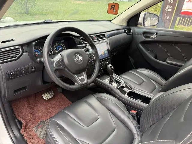 Dongfeng Fengguang Scenery 580 Facelift 1.5T CVT luxury