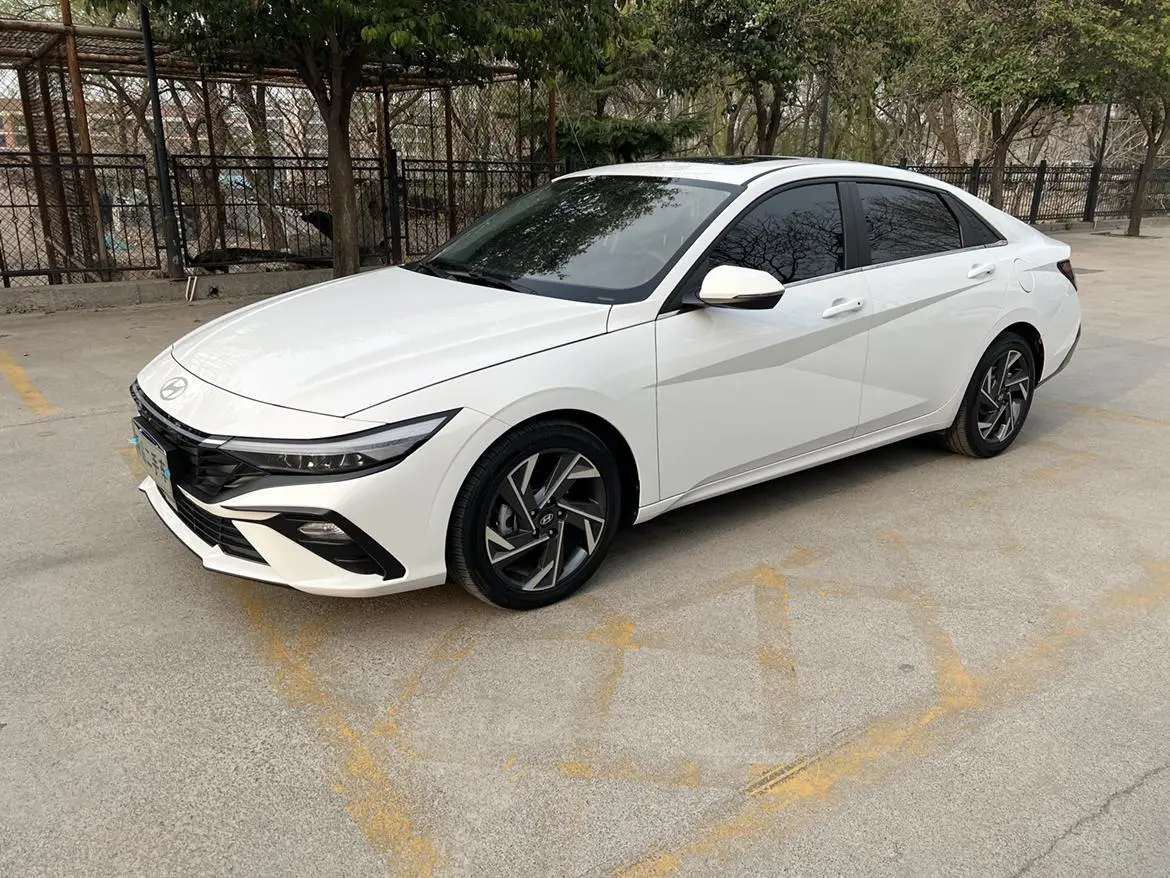 Hyundai Elantra 1.5L CVT GLX Elite Edition