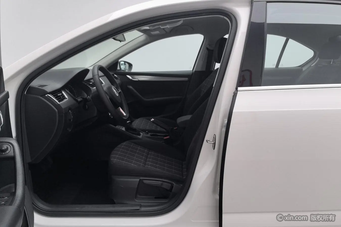 Skoda Octavia 1.5L automatic Smart Travel Comfort Edition Country VI