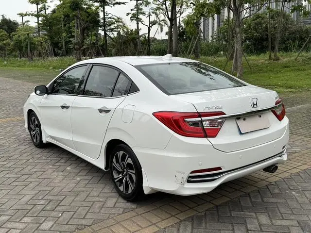 Honda Lingpai 1.8L CVT Deluxe Special Edition