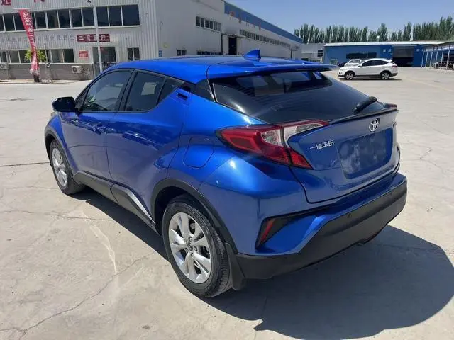 TOYOTA IZOA 2.0L Yichi Version