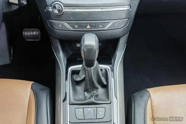 Peugeot Peugeot 408 1.6T Automatic Deluxe Edition