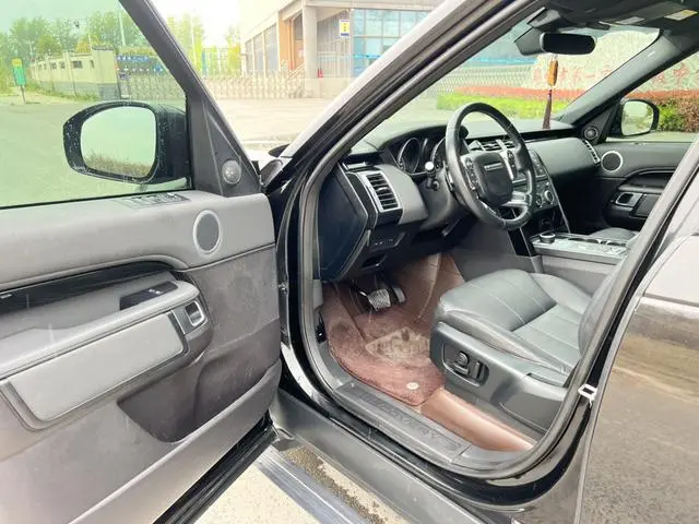 Land Rover discover 3.0 V6 S