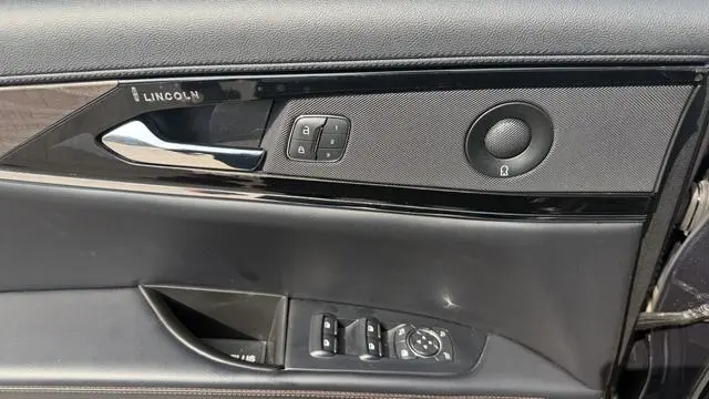 Lincoln Navigator 2.0T four-wheel drive Zunya Edition