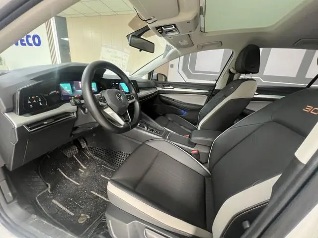 Volkswagen golf 280TSI DSG 30th Anniversary Edition