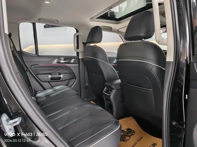 Tank Tank 300 2.0T Conqueror