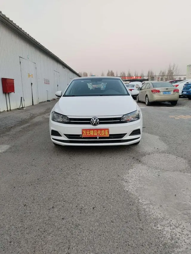 Volkswagen Polo Plus 1.5L Automatic Panoramic Enjoy Edition