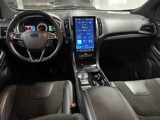 Ford Sharp World EcoBoost 330 V6 four-wheel drive ST 7-seater