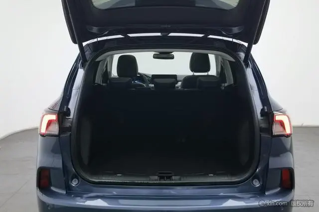 Ford Ruiji EcoBoost 245 four-wheel drive Jiaxiang model