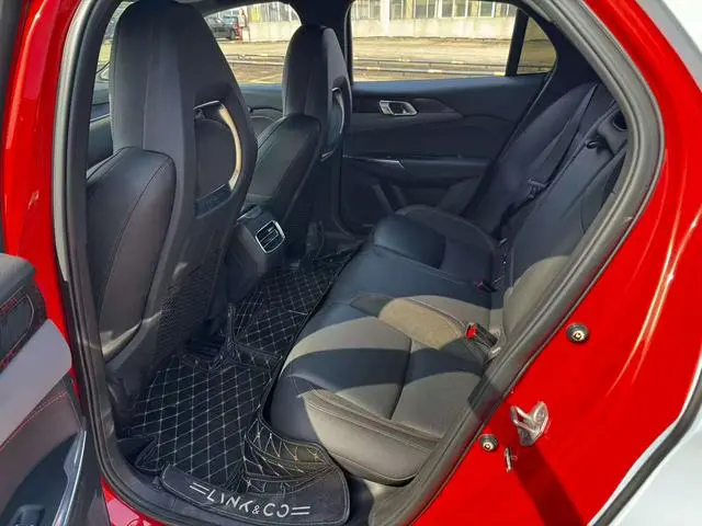 LYNK & CO Lynk 03 1.5TD DCT Jin Pro Version