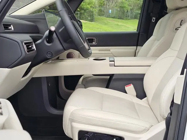 Li Auto Ideal MEGA Home Family Special Edition