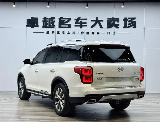 GAC Trumpchi GS8 320T two-wheel drive luxury Zhilian Edition 7 seats