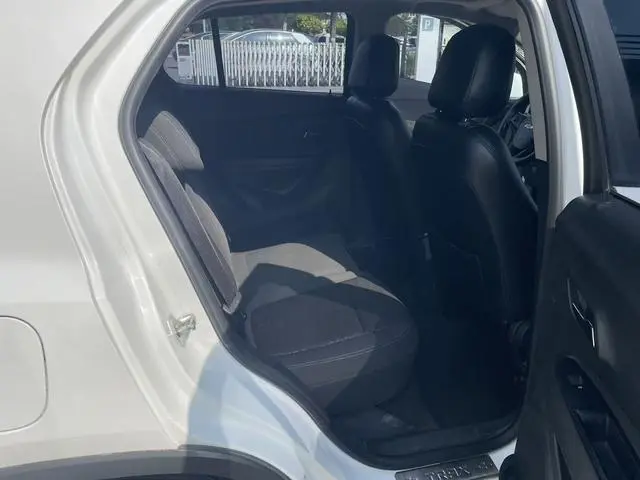Chevrolet Chuangku 1.4T manual two-wheel drive comfortable sunroof version