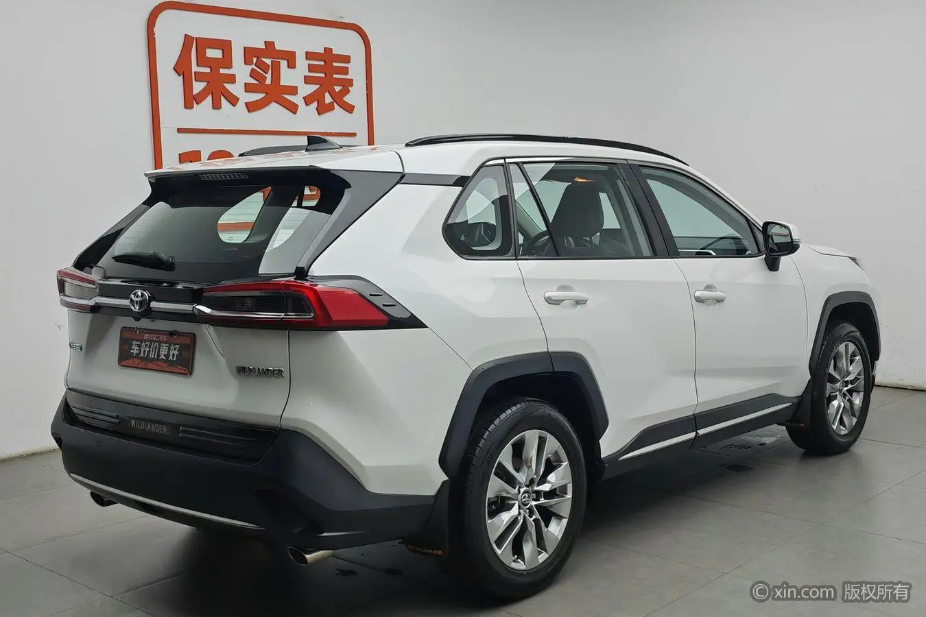 TOYOTA Wilanda 2.0L two-wheel drive luxury PLUS edition