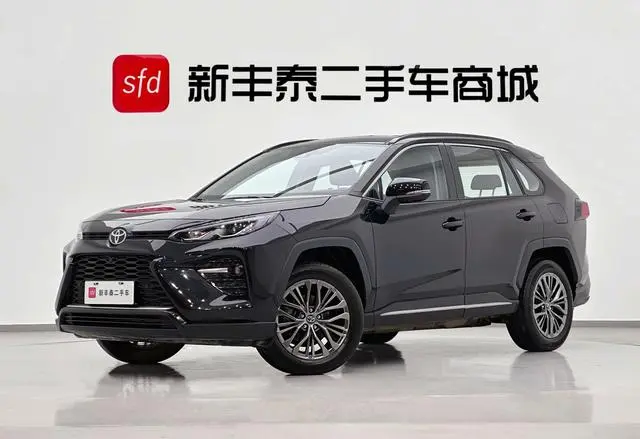 TOYOTA Wilanda 2.0L four-wheel drive Luxury PLUS edition