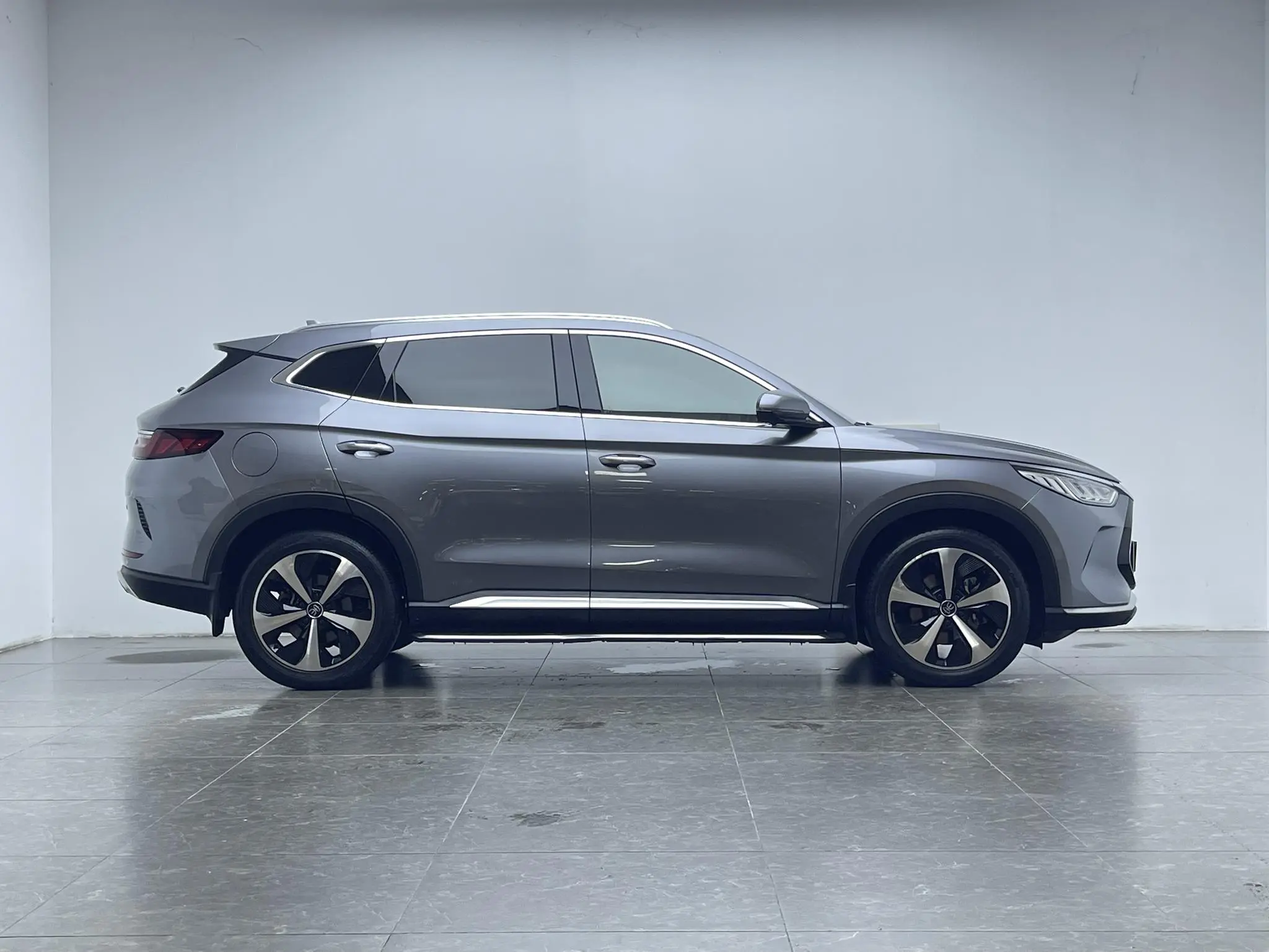 BYD Song PLUS DM DM-i 110KM two-wheel drive flagship PLUS