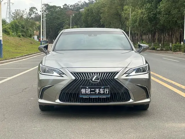 Lexus Lexus ES 200 Excellent Edition