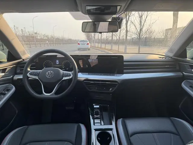 Volkswagen Lingdu Lingdu L 280TSI DSG Dazzling Spicy Version