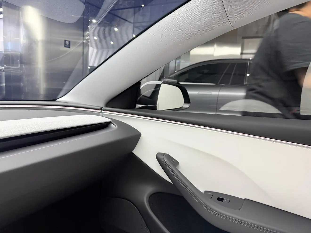 Tesla Model 3 Rear-wheel drive version