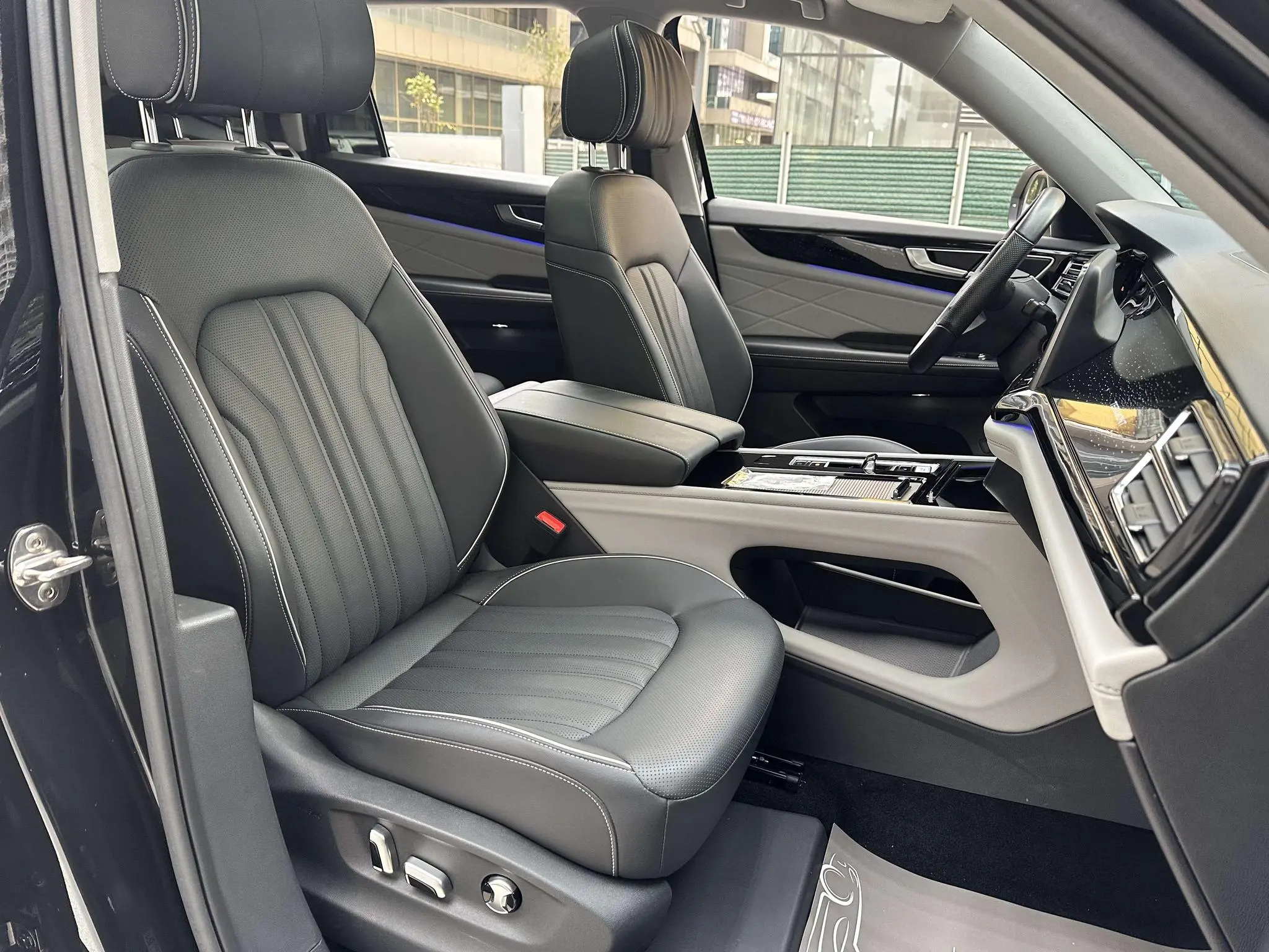 Volkswagen Tourang 330TSI two-wheel drive Respect Deluxe Edition